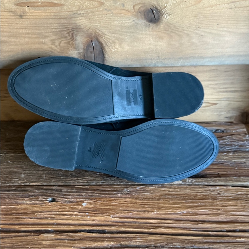 TOMS Suede Shaye Low Booties - Picture 6 of 7